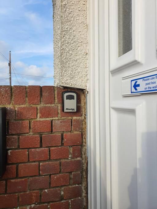 Awave From It All - Escape The City Life Jaywick Sands Extérieur photo